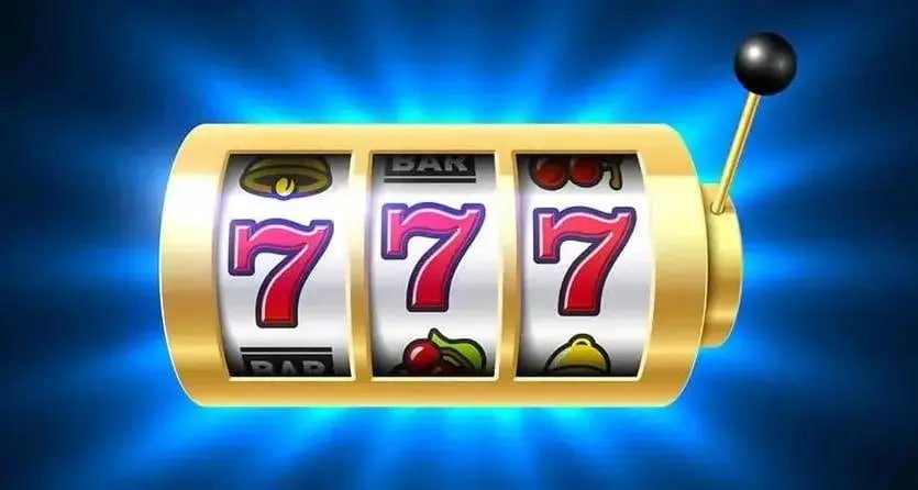 mbo999 roulette betting interface showing chip placement, wheel view, and live dealer chat